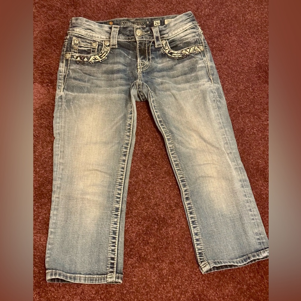 Women’s Miss Me Signature Crop Capri’s ~ Size 26~
